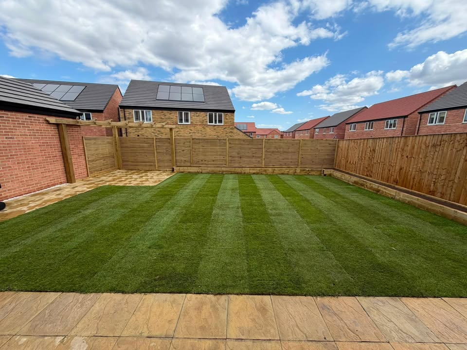 This new-build garden was far from the standard our clients wanted and was in need of a complete transformation.