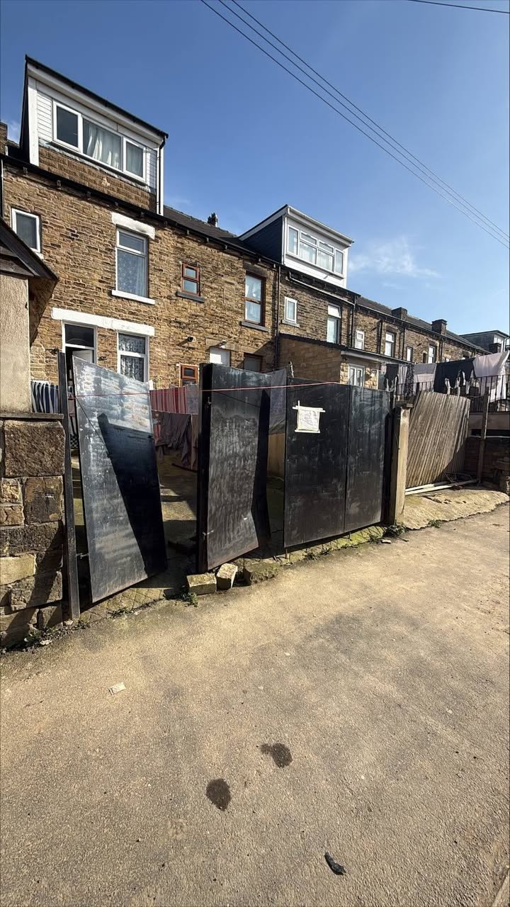 We also work alongside a trusted local company, allowing us to undertake every aspect of the jobs we take on and provide a complete service from start to finish.