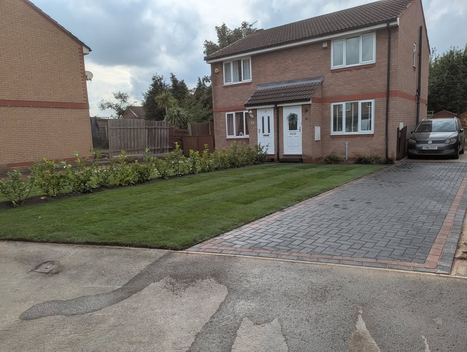 Another project completed for a valued client, with our team instructed to completely reinstate the outside areas of these two properties. 🏡